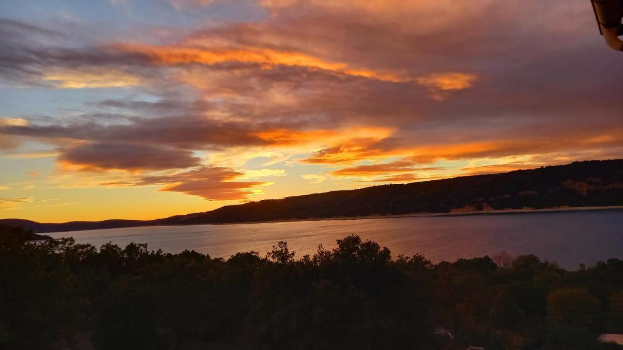 Hotel Sainte Anne "Le Verdon" レ・サル・シュル・ヴェルドン エクステリア 写真